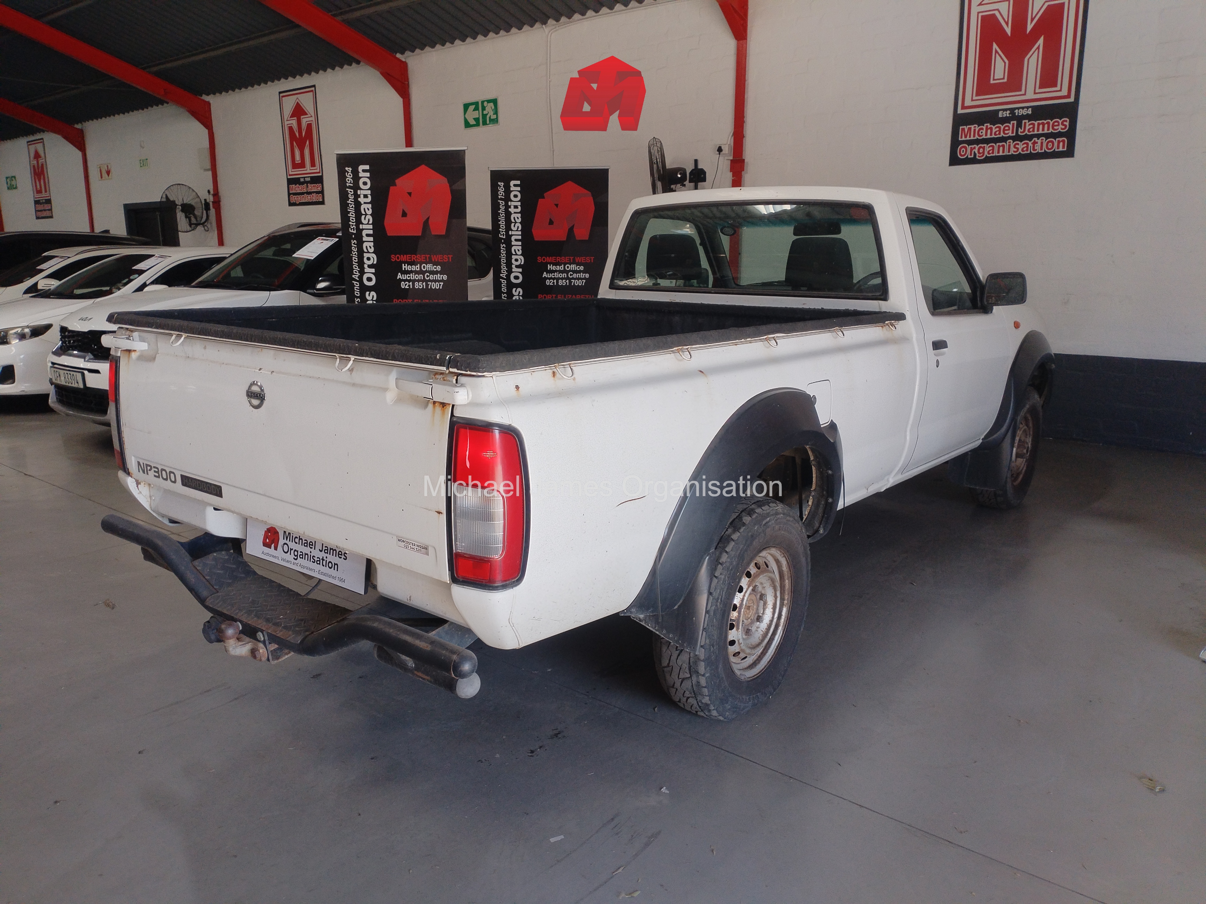 2018 NISSAN HARDBODY NP300 2.4i LWB 4X4 P/U S/C thumbnail 4