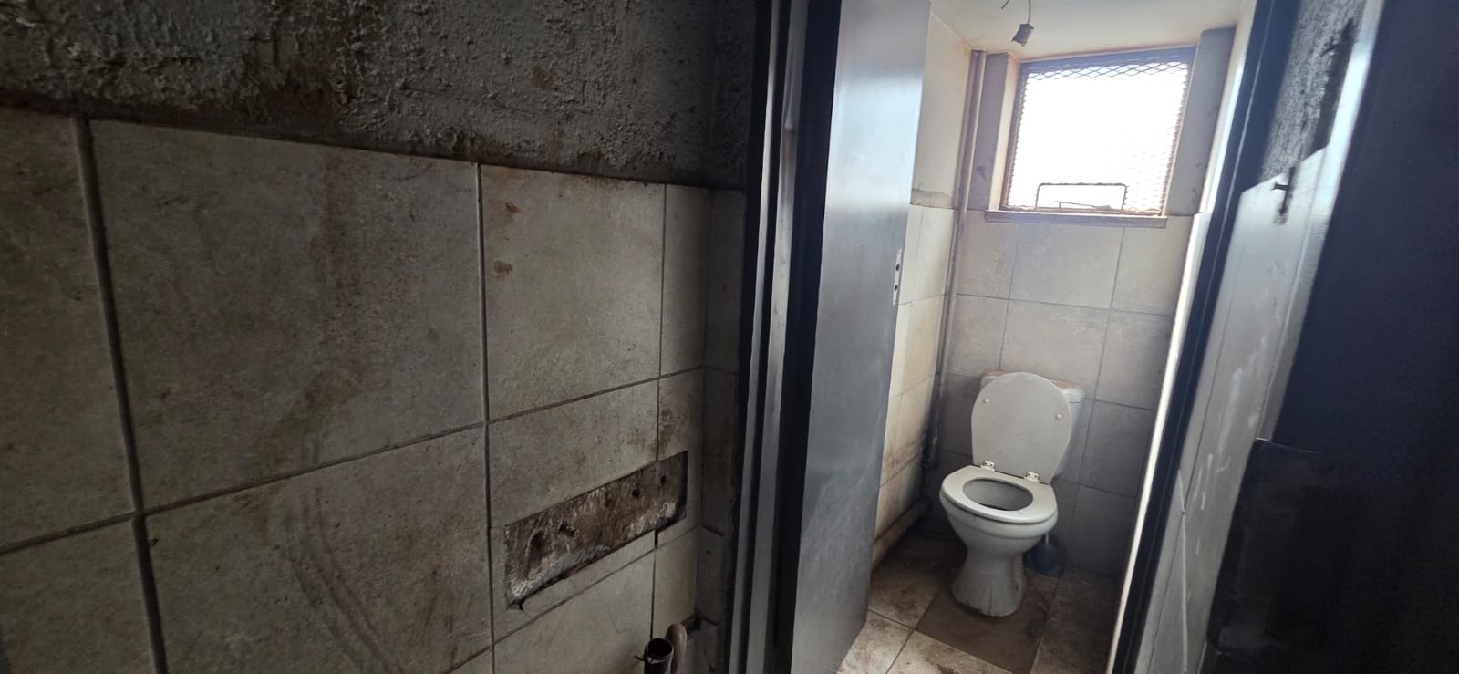 Onsite Liquidation Auction - Industrial Property - Nancefield, Johannesburg thumbnail 28