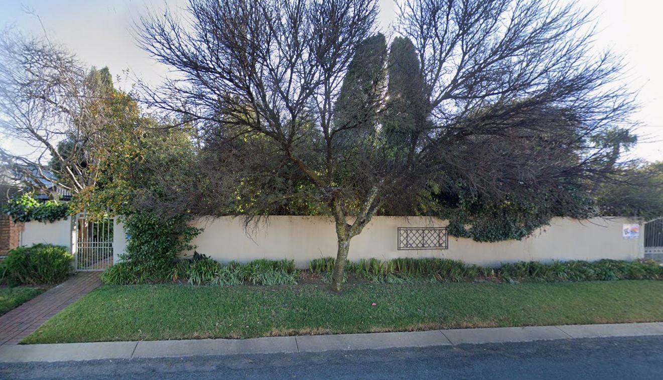 Freehold Single Storey Residential Property thumbnail 4