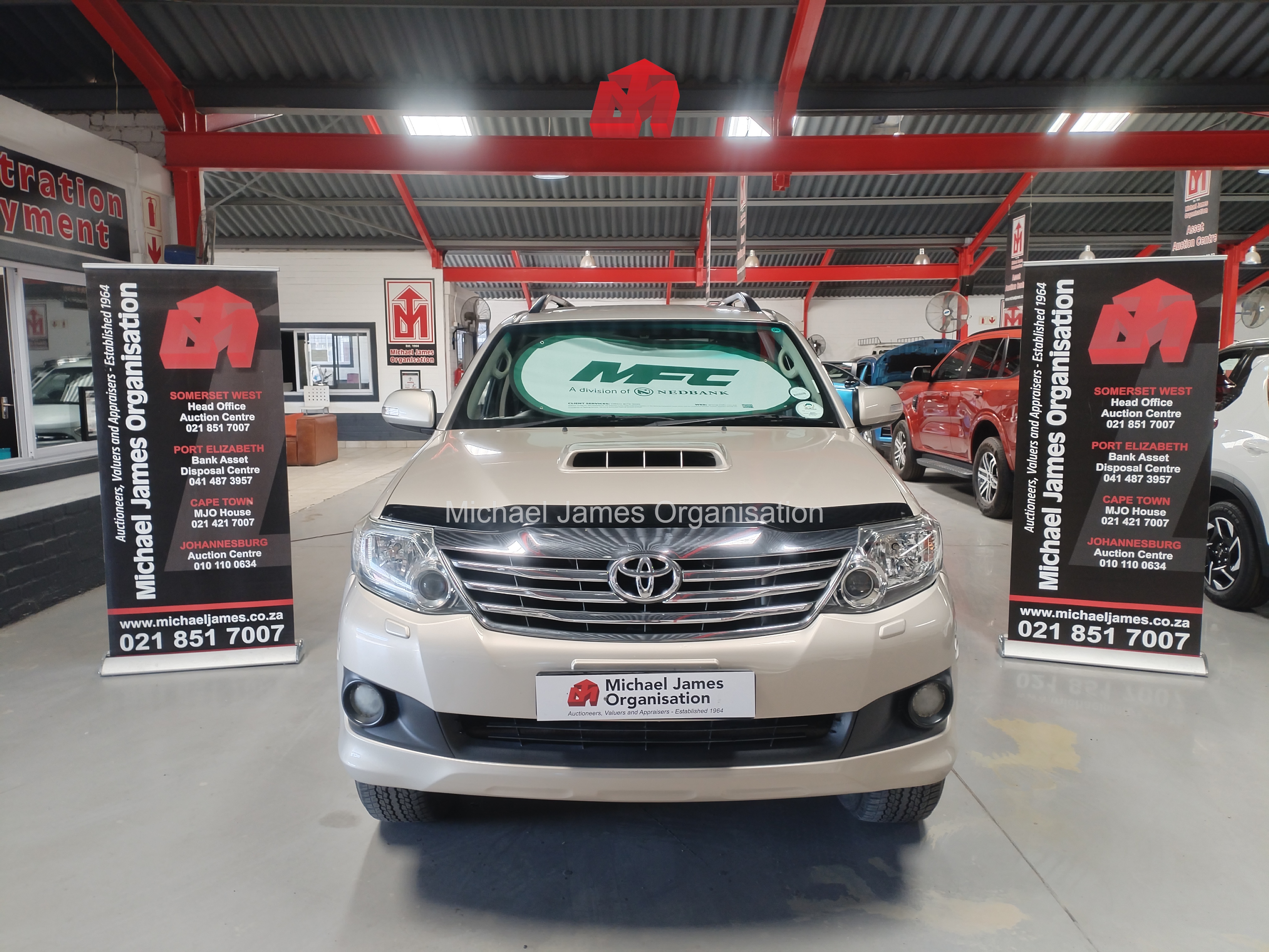 2014 TOYOTA FORTUNER 3.0 D-4D R/B thumbnail 2