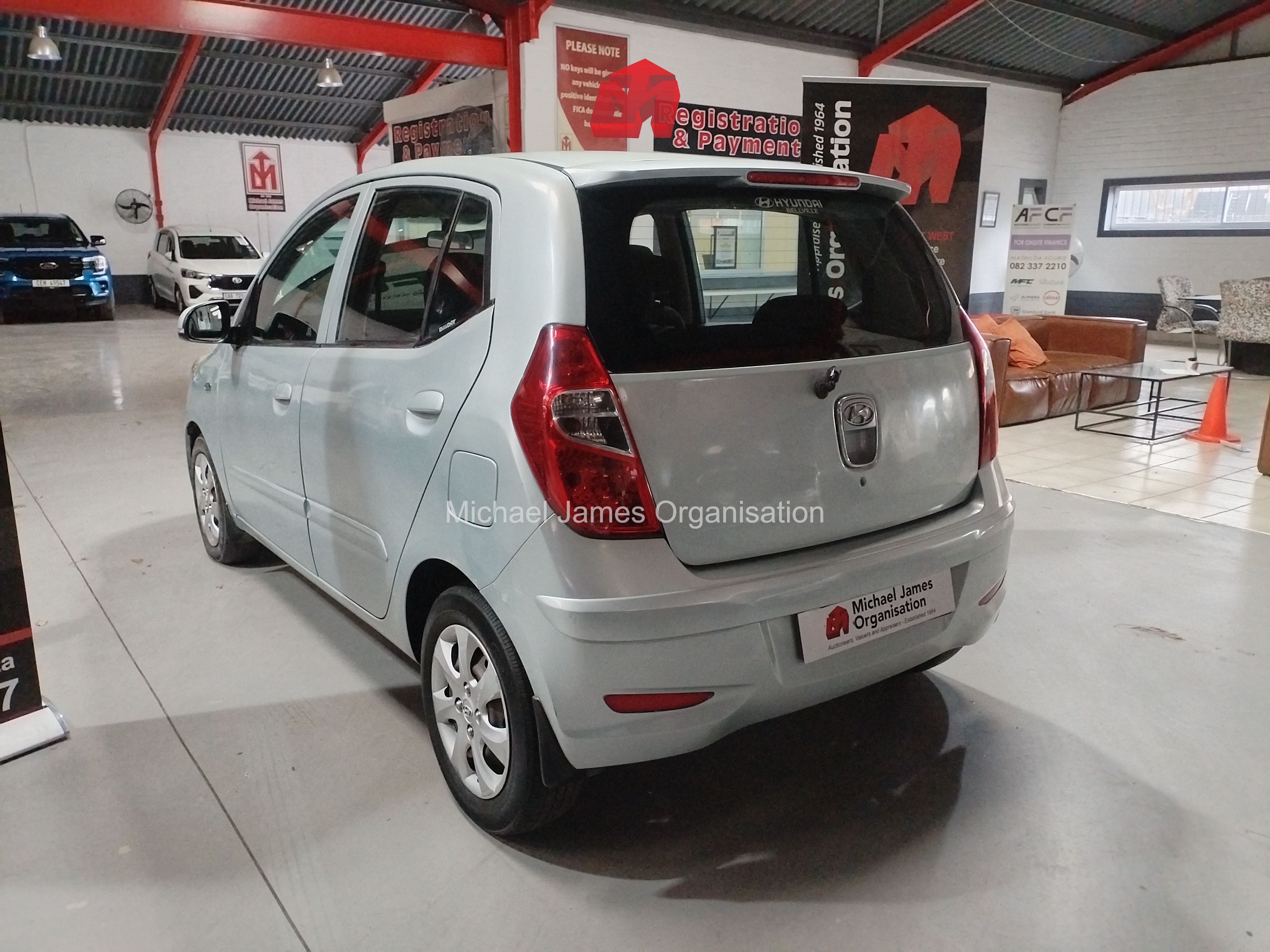 2013 HYUNDAI i 10 1.25 GLS/FLUID A/T thumbnail 6