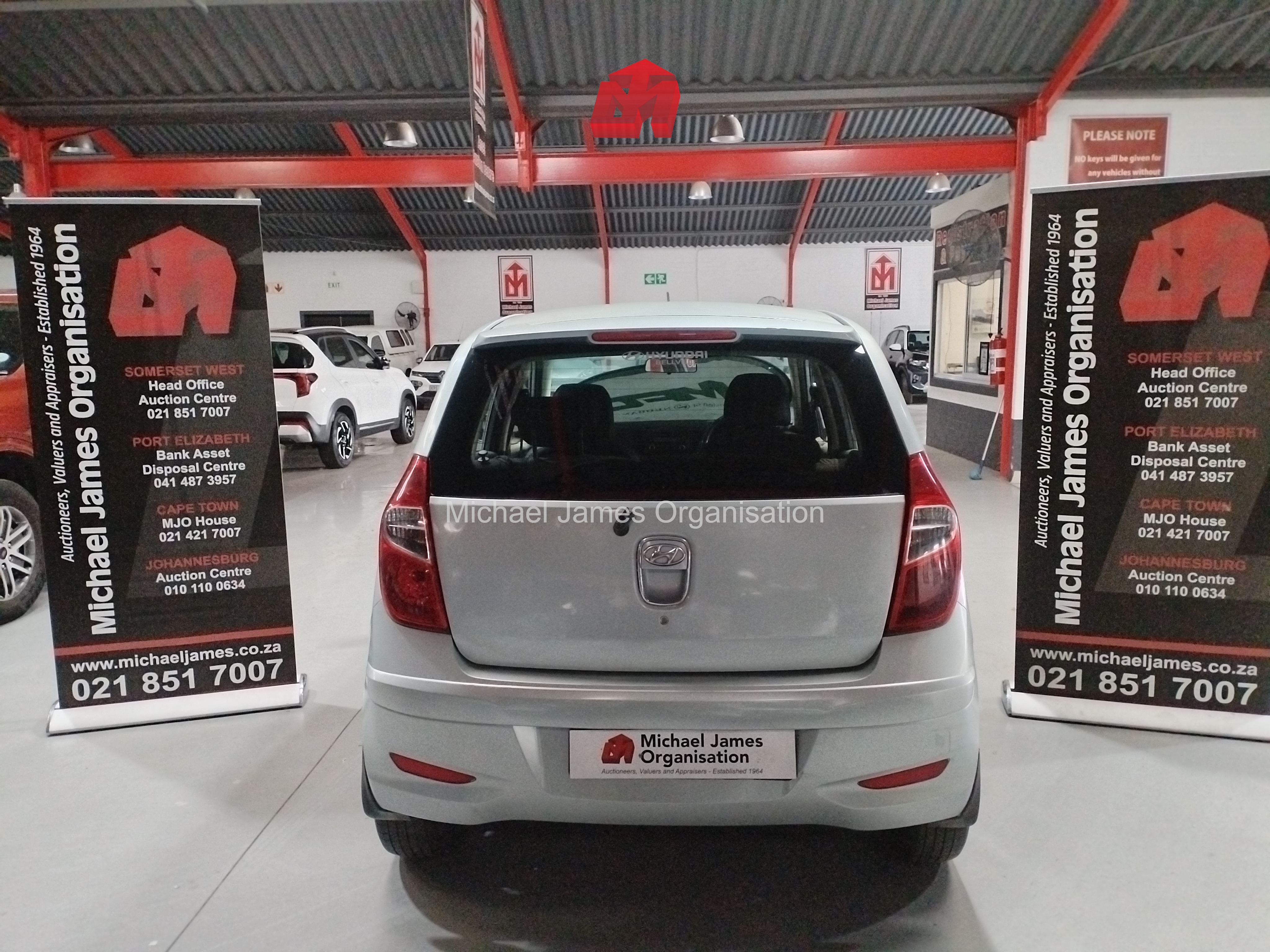 2013 HYUNDAI i 10 1.25 GLS/FLUID A/T thumbnail 4