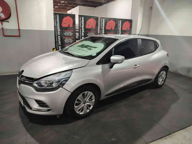 2017 RENAULT CLIO IV 900T AUTHENTIQUE 5DR (66KW)