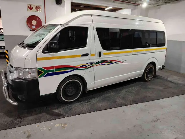 2022 TOYOTA QUANTUM/HIACE 2.5 D-4D SESFIKILE 16S