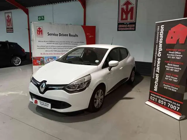 2016 RENAULT CLIO IV 900T