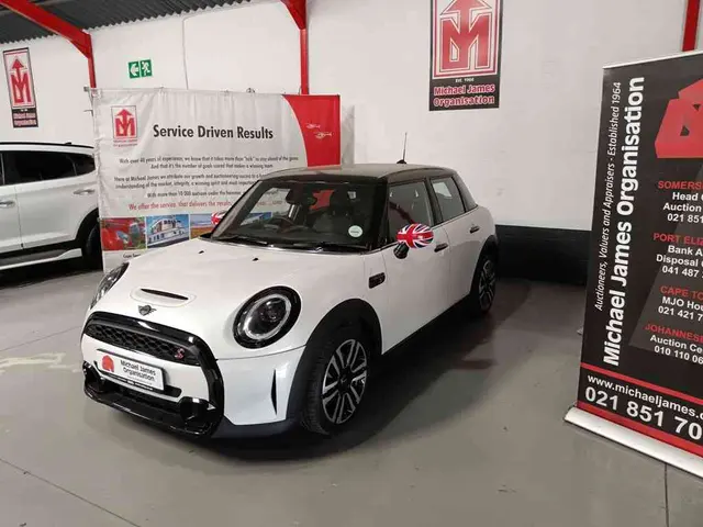 2023 MINI COOPER S A/T
