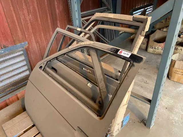 Lot Doors