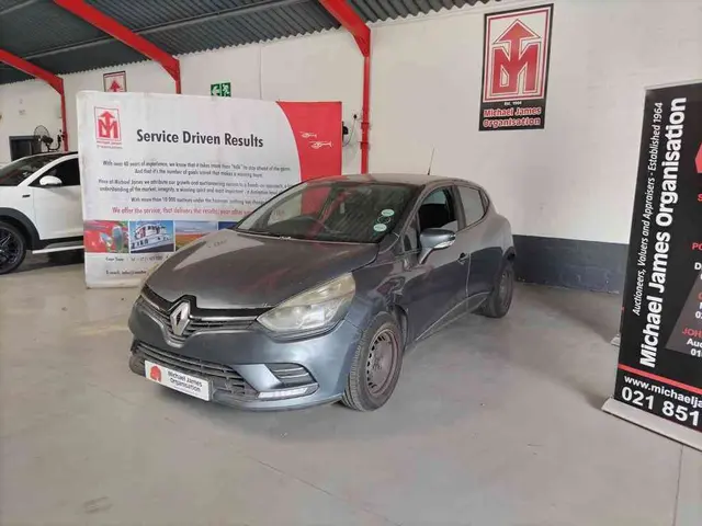 2017 RENAULT CLIO IV 900T