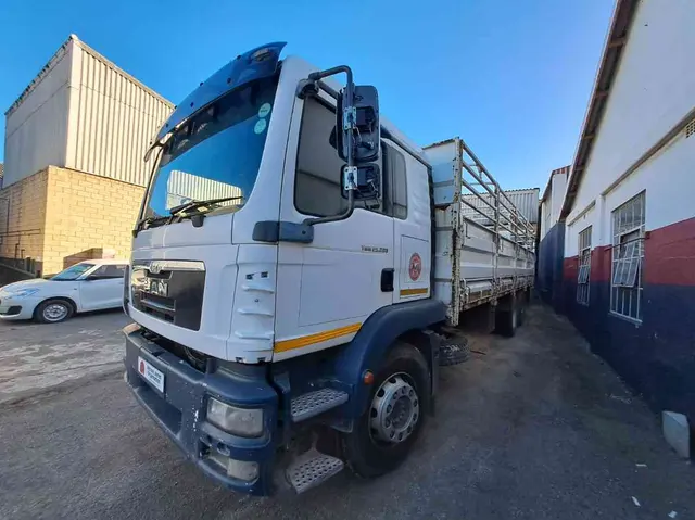 2014 MAN TGM 25.280 BLL 6X2 F/C C/C