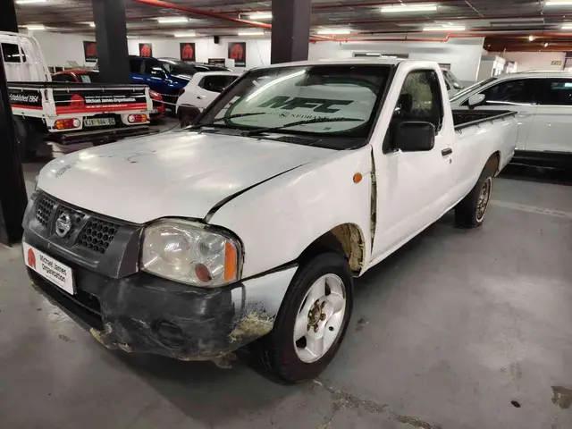 2013 NISSAN HARDBODY NP300 2.0i LWB P/U S/C