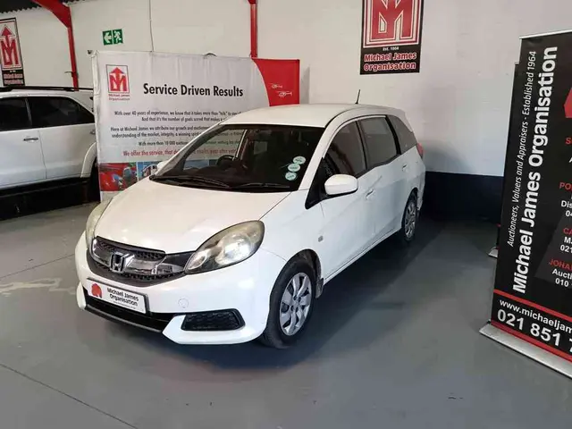 2015 HONDA MOBILIO 1.5
