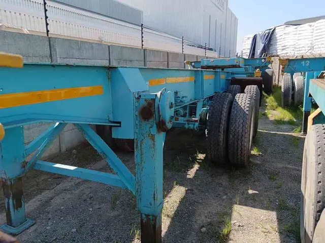 1985 PRESTO DOUBLE AXLE SKELETAL