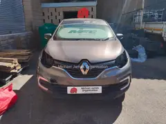 2017 RENAULT CAPTUR 900T BLAZE 5DR (66KW) thumbnail 3
