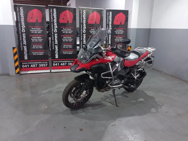 2016 BMW R1200GS (High Spec)
