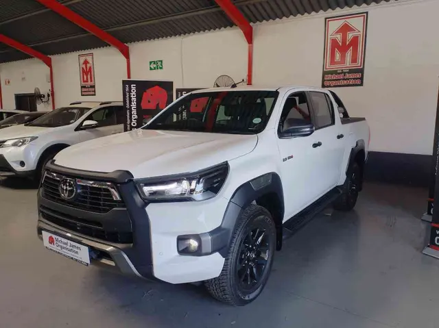 2024 TOYOTA HILUX 2.8 GD-6 RB LEGEND A/T P/U D/C
