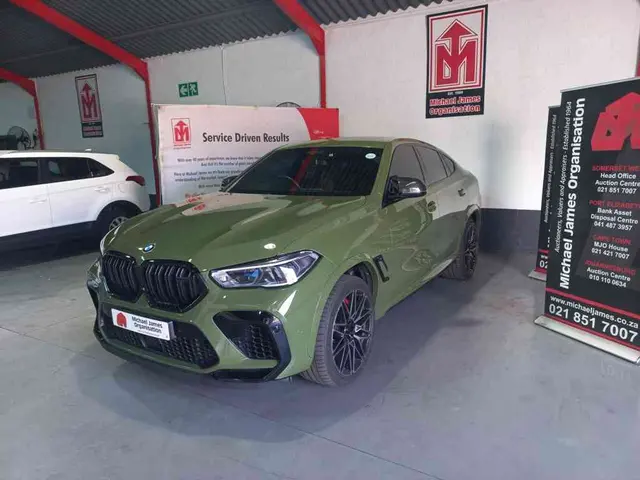 2021 BMW X6 M
