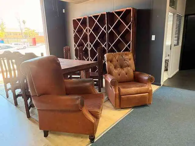 Household Furnishings, Appliances, Decor Items