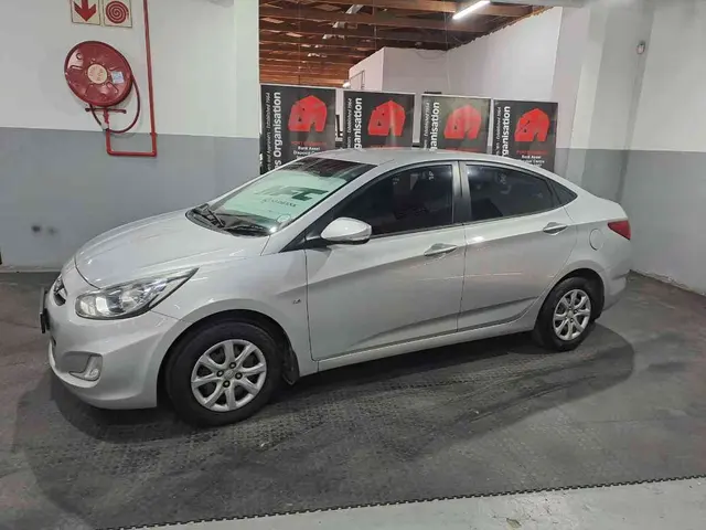 2012 HYUNDAI ACCENT 1.6 GL/MOTION