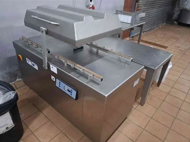 Multivac Seder Double Chamber P-600W Gas