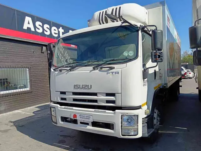2014 Isuzu FTR 850 F/C C/C