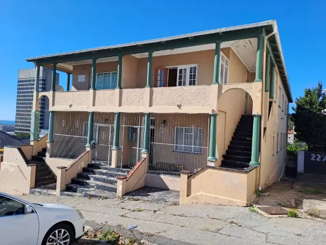 Onsite Insolvency Auction - Wyllie Court - Richmond Hill A-3524