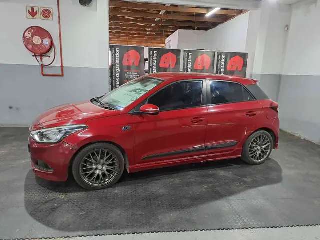 2015 HYUNDAI i20 1.4 N SERIES