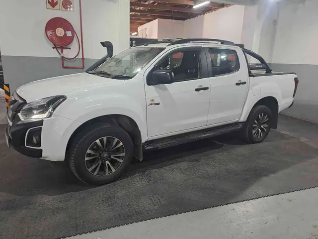 2020 ISUZU D MAX 300 X RIDER A/T D/C P/U