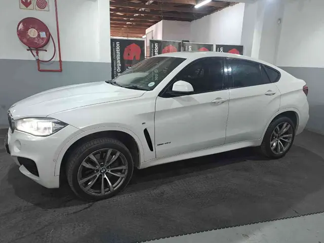 2015 BMW X6 XDRIVE 40D M SPORT (F16)