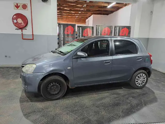2015 TOYOTA ETIOS 1.5 Xs/SPRINT 5DR