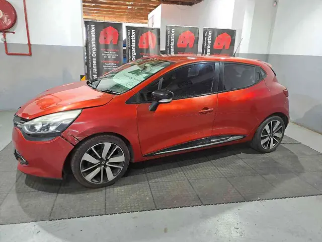 2015 RENAULT CLIO IV 900 T DYNAMIQUE 5DR (66KW)