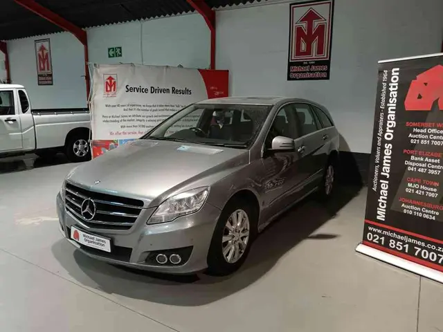 2012 MERCEDES-BENZ R 300 CDI A/T