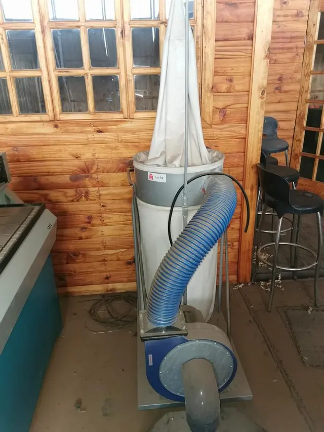 Lot 92 - Dust collector