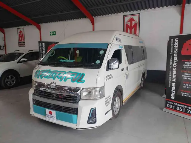 2023 TOYOTA QUANTUM/HIACE 2.5 D-4D 16s