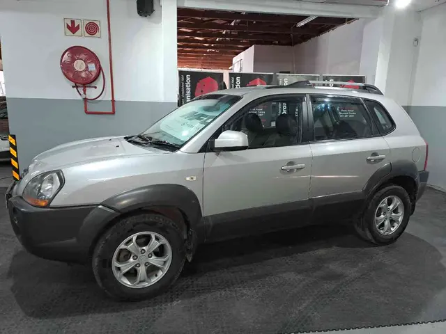 2010 HYUNDAI TUCSON 2.0 GLS