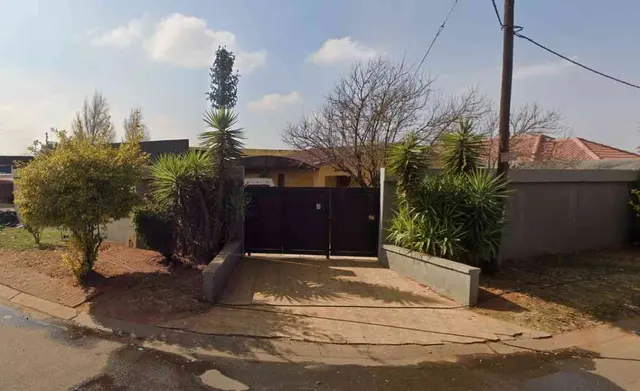 Online Division of Joint Estate Auction - Protea Glen, Soweto