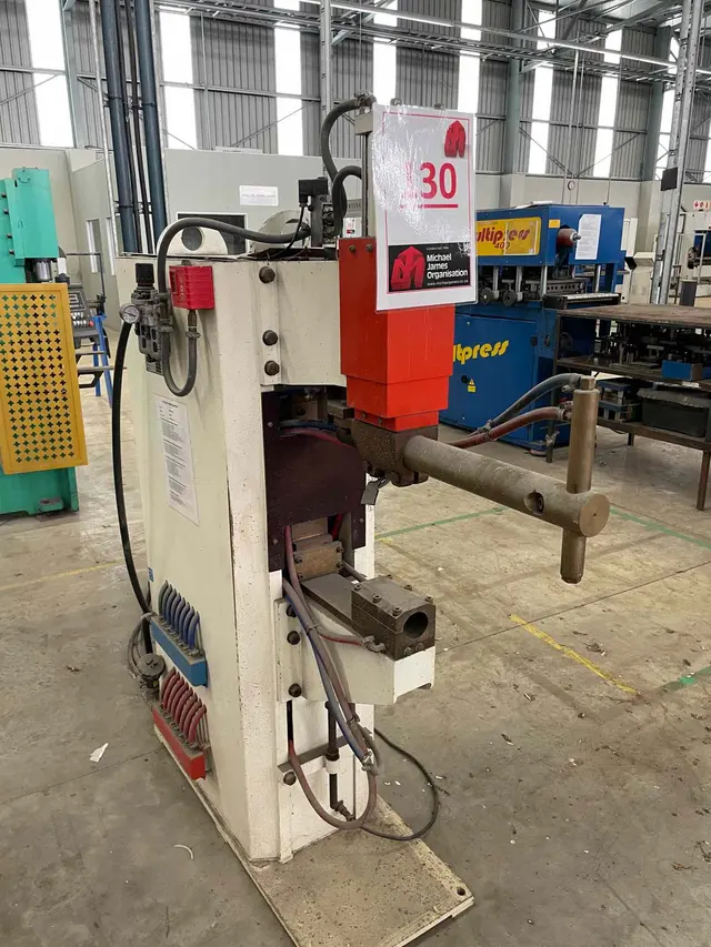 NASH SPOT & PROJECTION WELDING MACHINE MODEL: NASH - 2/250A SN 21205050747
