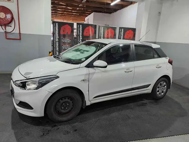 2015 HYUNDAI I20 1.2 MOTION