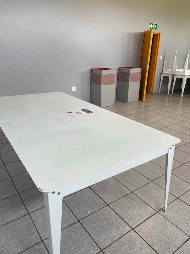 WHITE LARGE STEEL TABLE