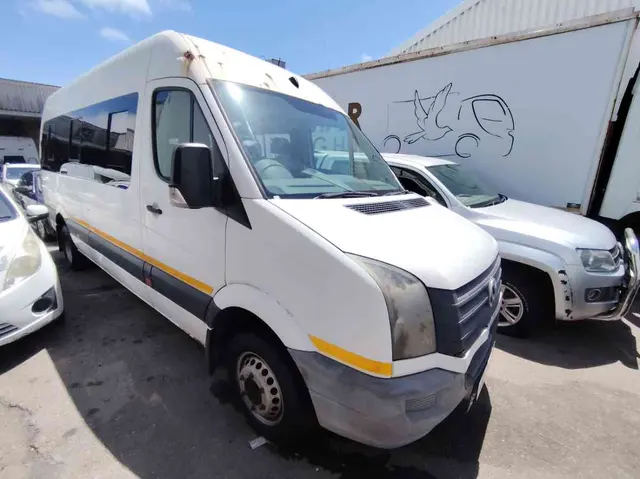 2014 VOLKSWAGEN 23 SEATER BUS