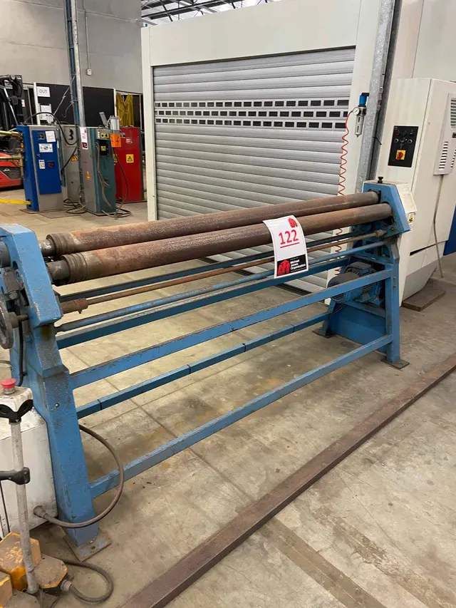 KNUTH SHEET BENDING MACHINE