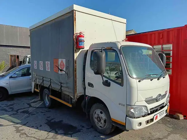 2018 HINO 300 614 SWB (NON RUNNER)