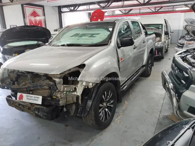 2019 ISUZU D-MAX 250 HO X-RIDER D/C P/U