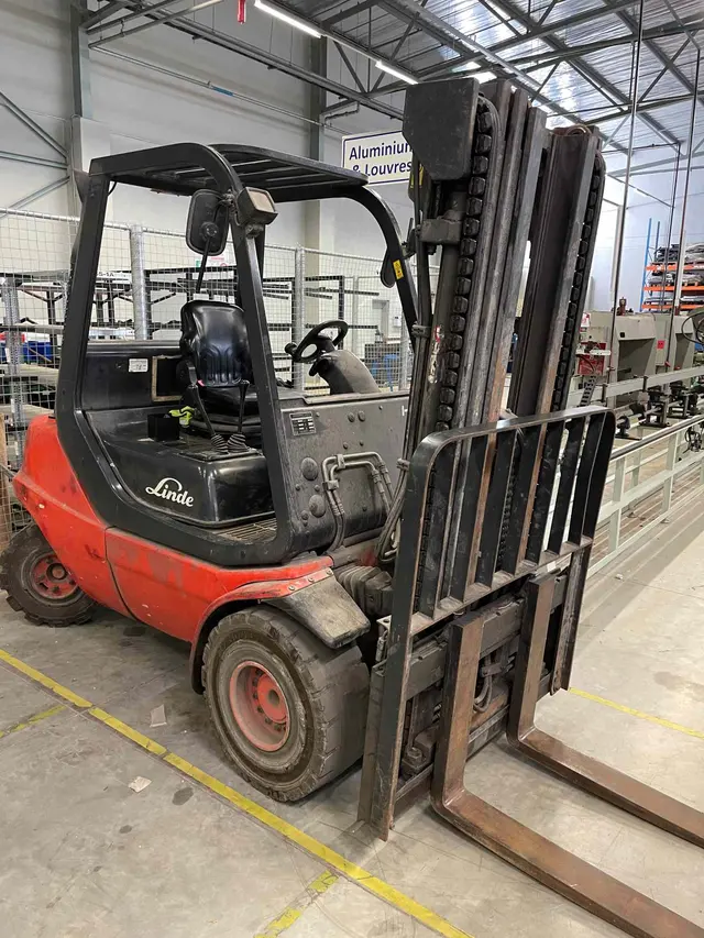 2012 LINDE H30D (DIESEL FORKLIFT)
HOURS:7152