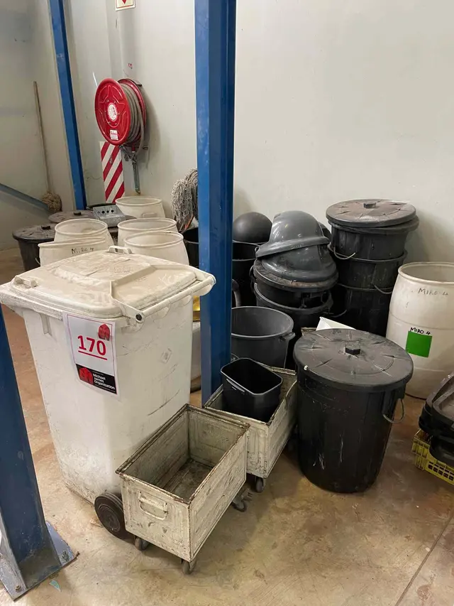 LARGE QTY VARIOUS BINS, DUSTBINS & VACUUM CLEANER