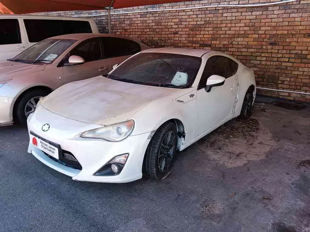 2013 Toyota 86 2.0 (NON RUNNER)