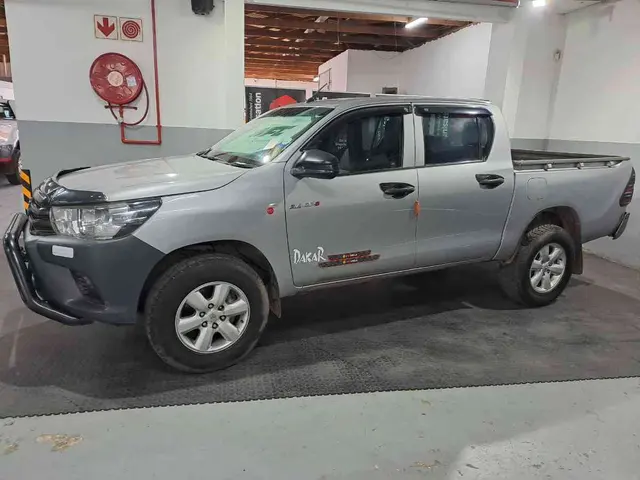 2018 TOYOTA HILUX 2.4 GD-6 RB SR P/U D/C