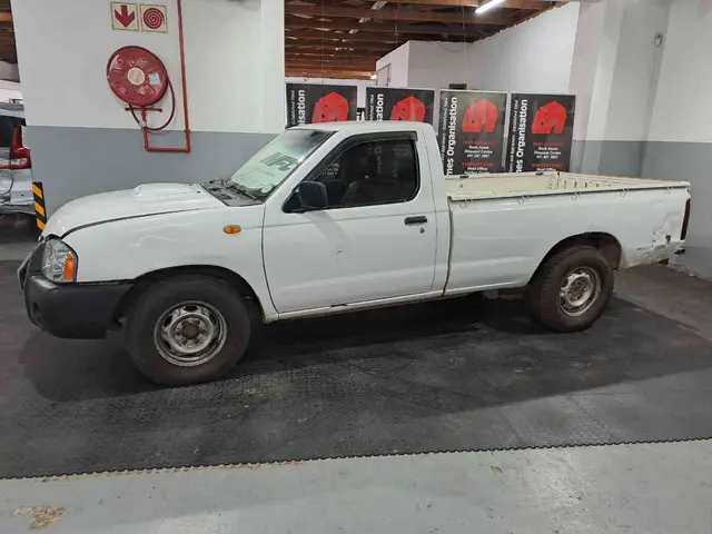 2019 NISSAN HARDBODY NP300 2.5 TDi LWB P/U S/C