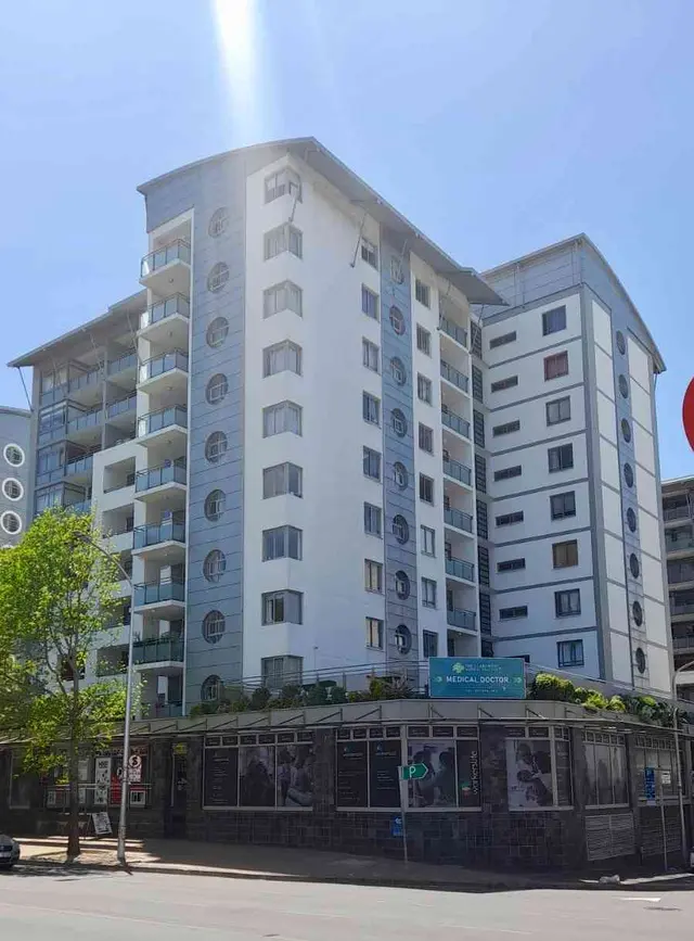 City Apartment - Claremont