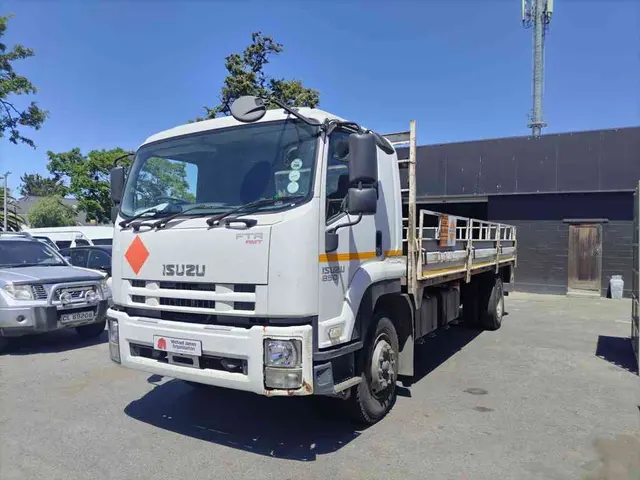 2018 ISUZU FTR 850 TRUCK