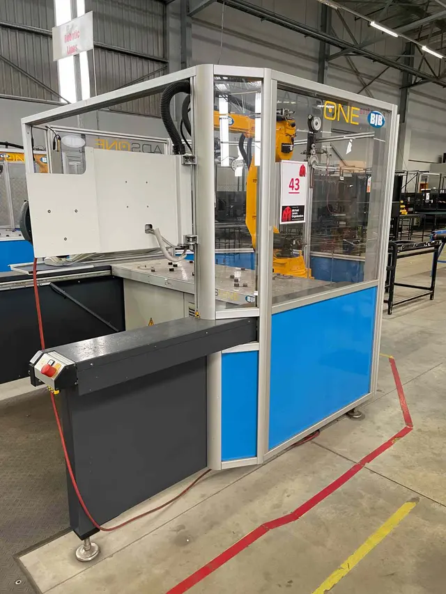 BJB ADSONE ROBOTIC ASSEMBLY STATION MODEL -  NJ1530 SN: S96B95